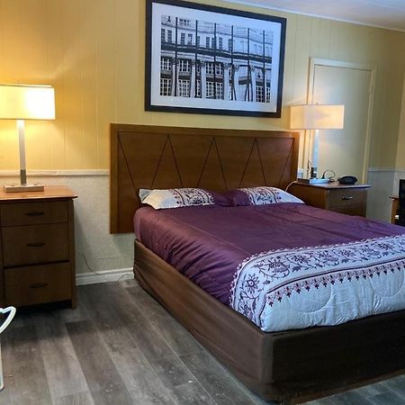 Pine Ridge Motel Timmins Zewnętrze zdjęcie