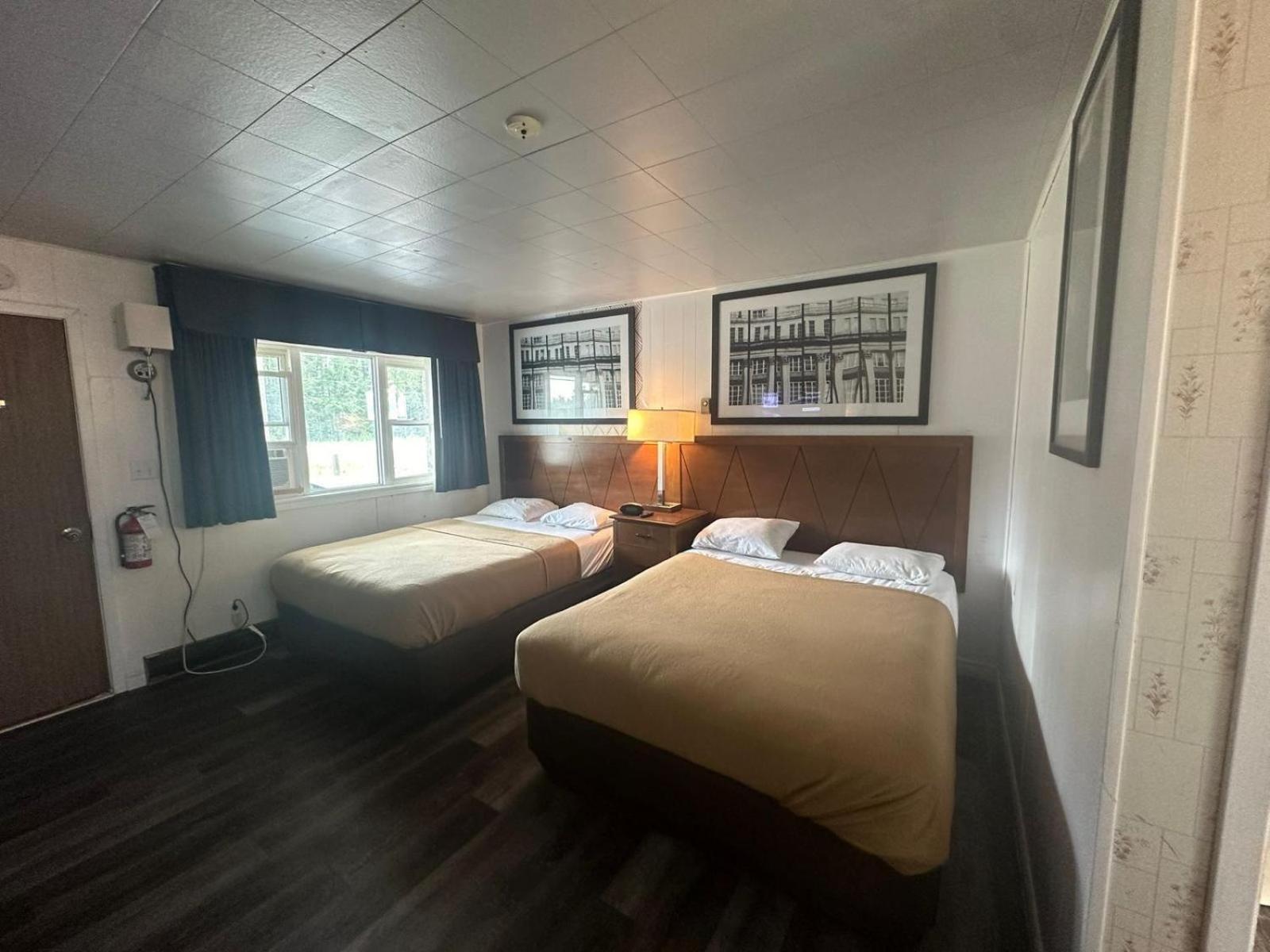 Pine Ridge Motel Timmins Zewnętrze zdjęcie