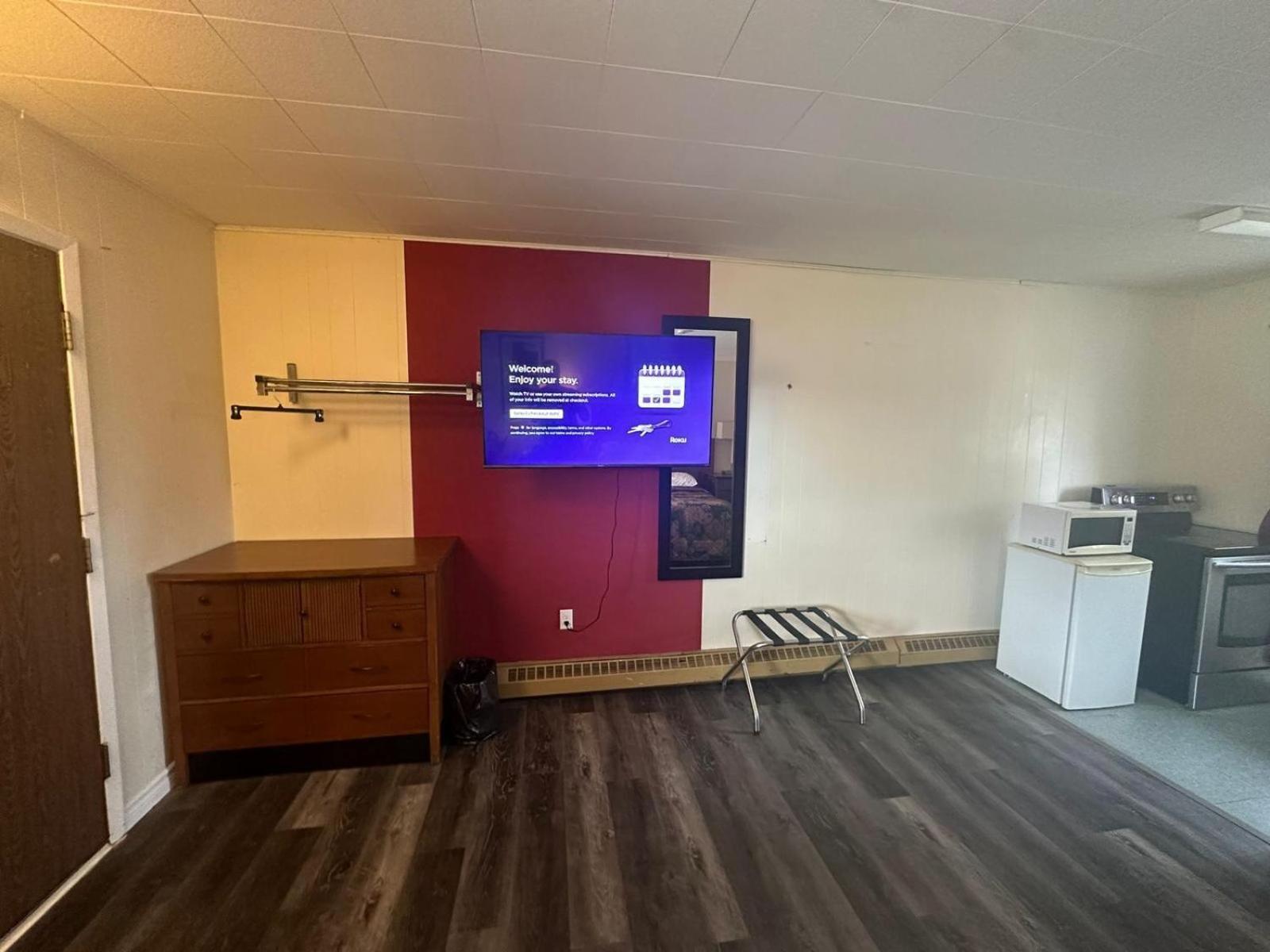 Pine Ridge Motel Timmins Zewnętrze zdjęcie