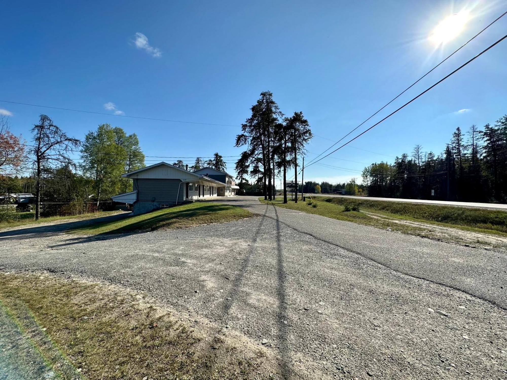 Pine Ridge Motel Timmins Zewnętrze zdjęcie