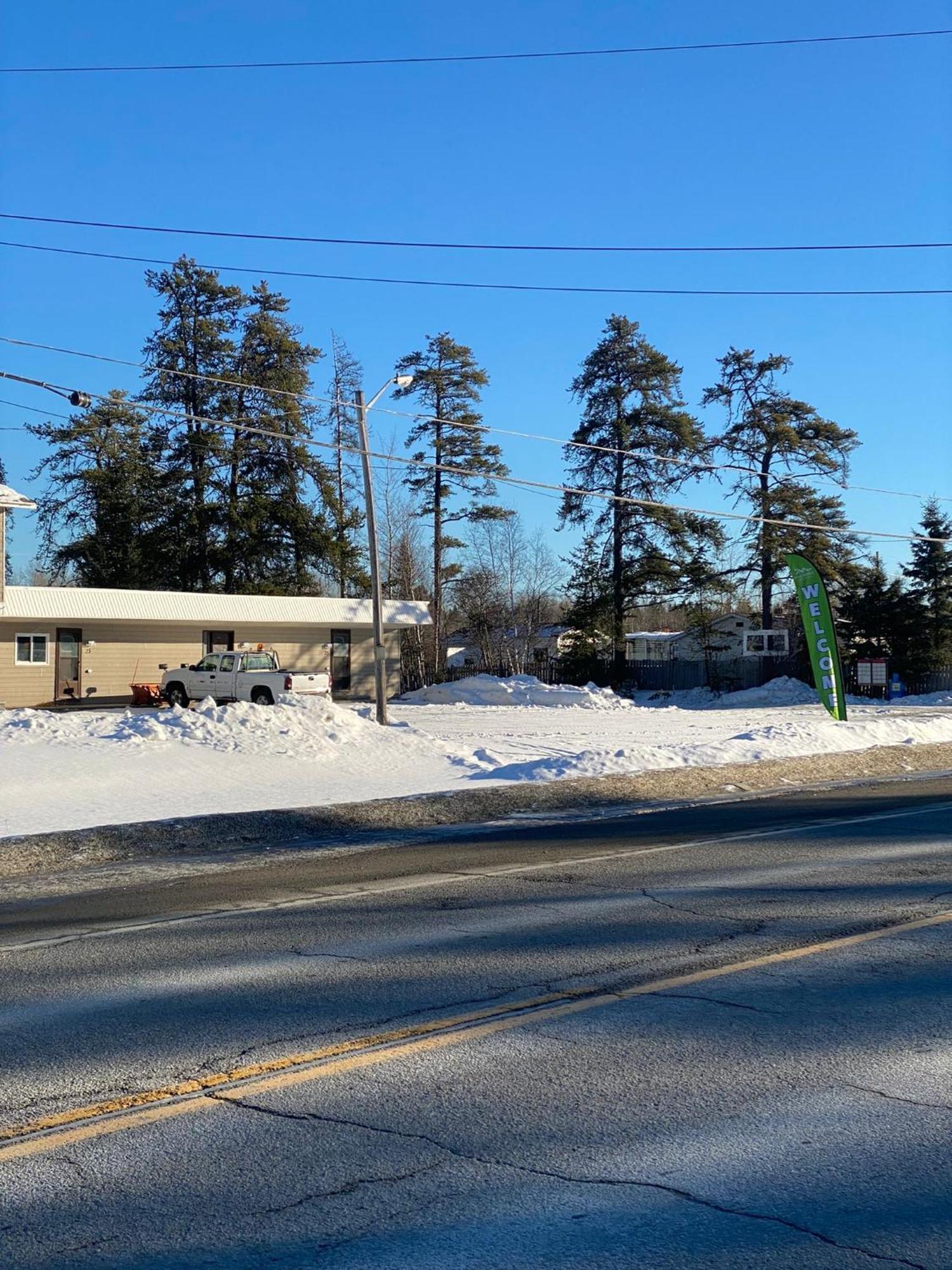 Pine Ridge Motel Timmins Zewnętrze zdjęcie