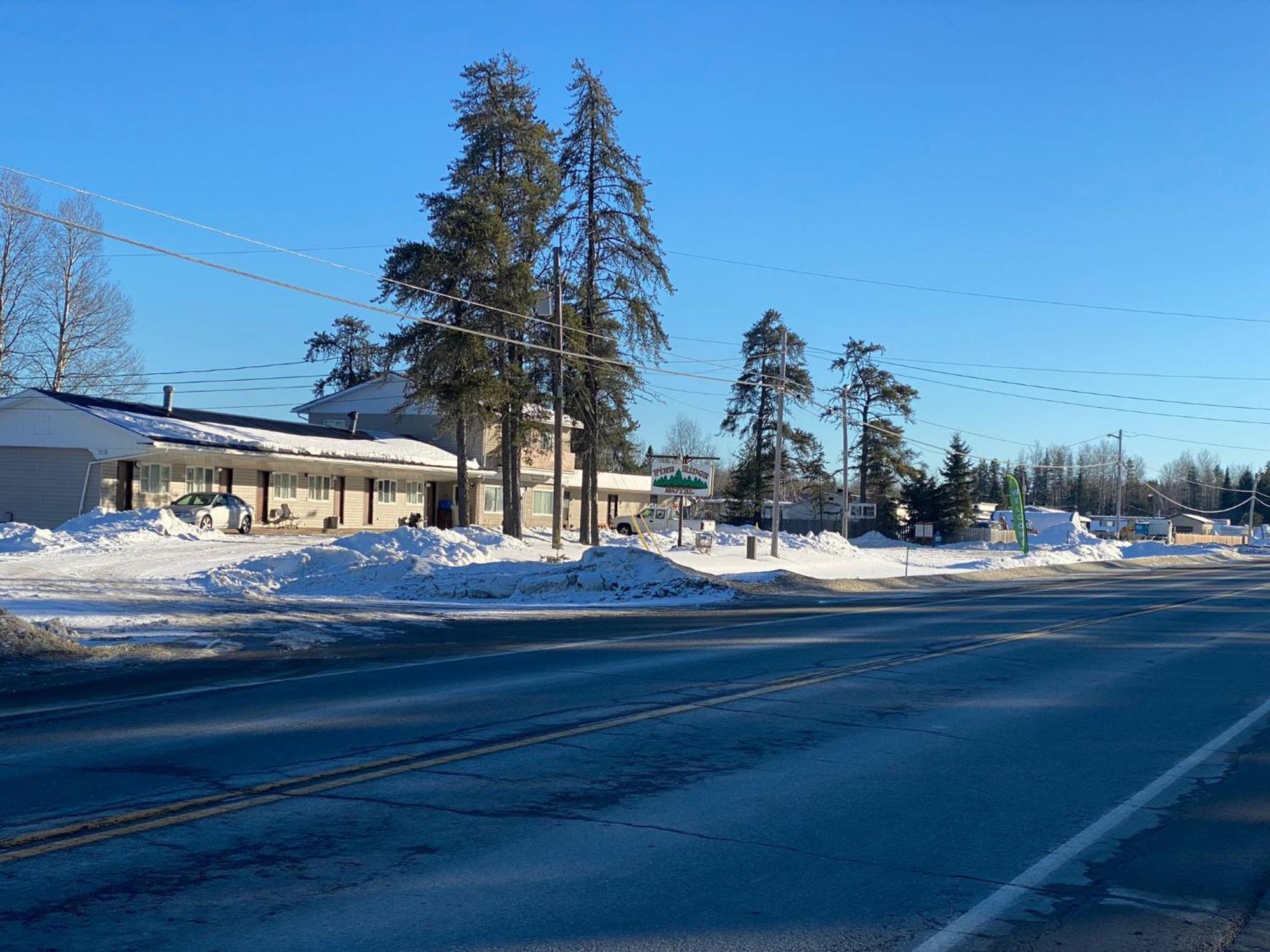 Pine Ridge Motel Timmins Zewnętrze zdjęcie